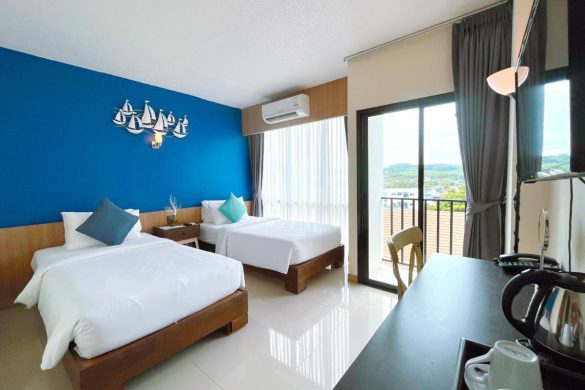 The Sixteenth Naiyang Beach Hotel